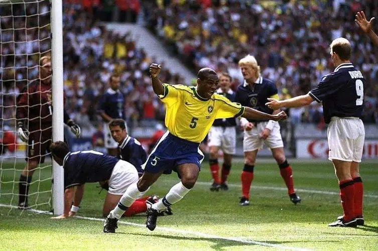 足球世界fifa充值 足球世界fifa充值